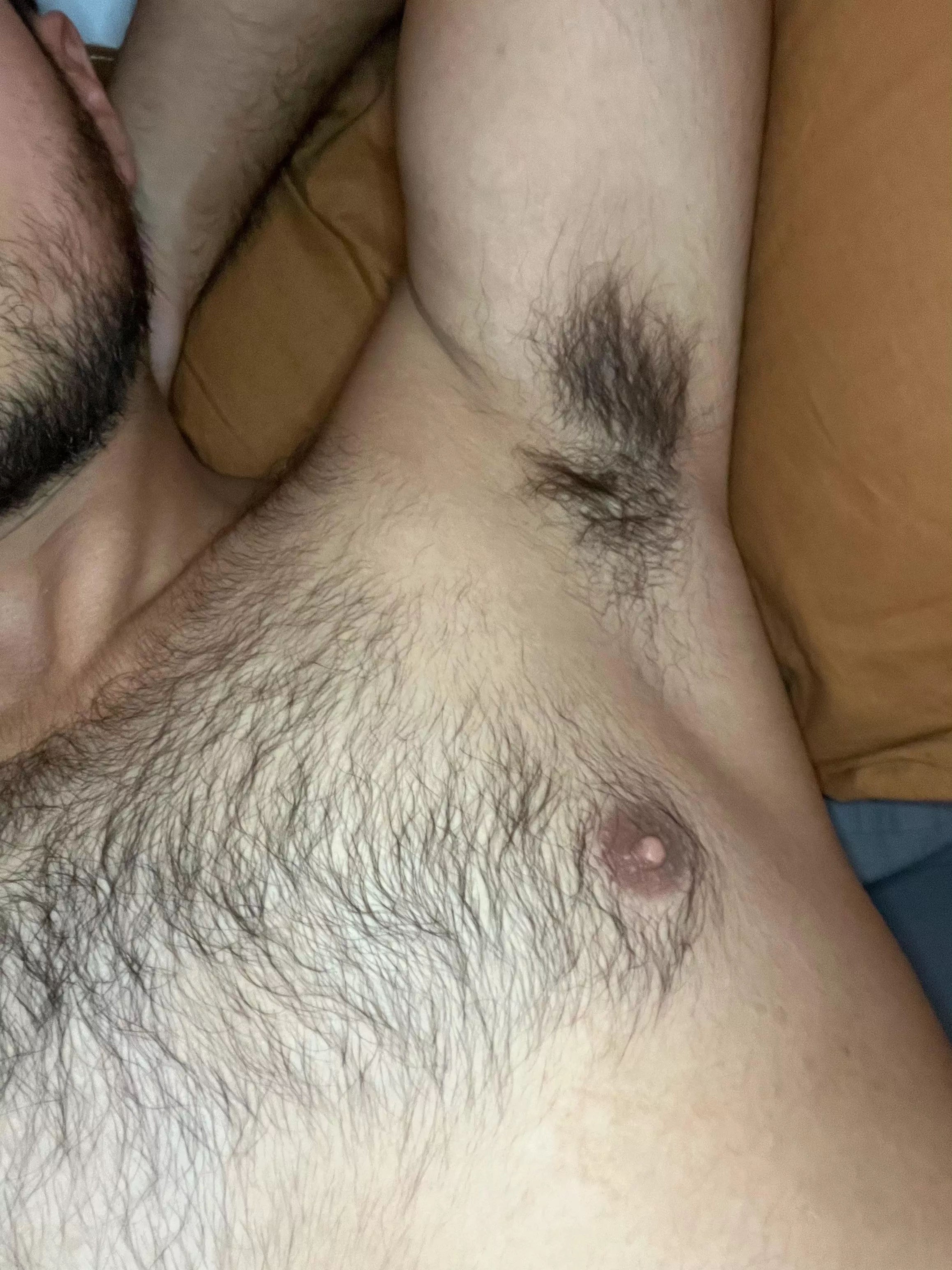 Any one want to lick? 👅 posted by Apart_Cloud14