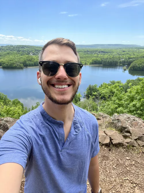 Any other bros go on a hike this weekend? by theduckandbunny