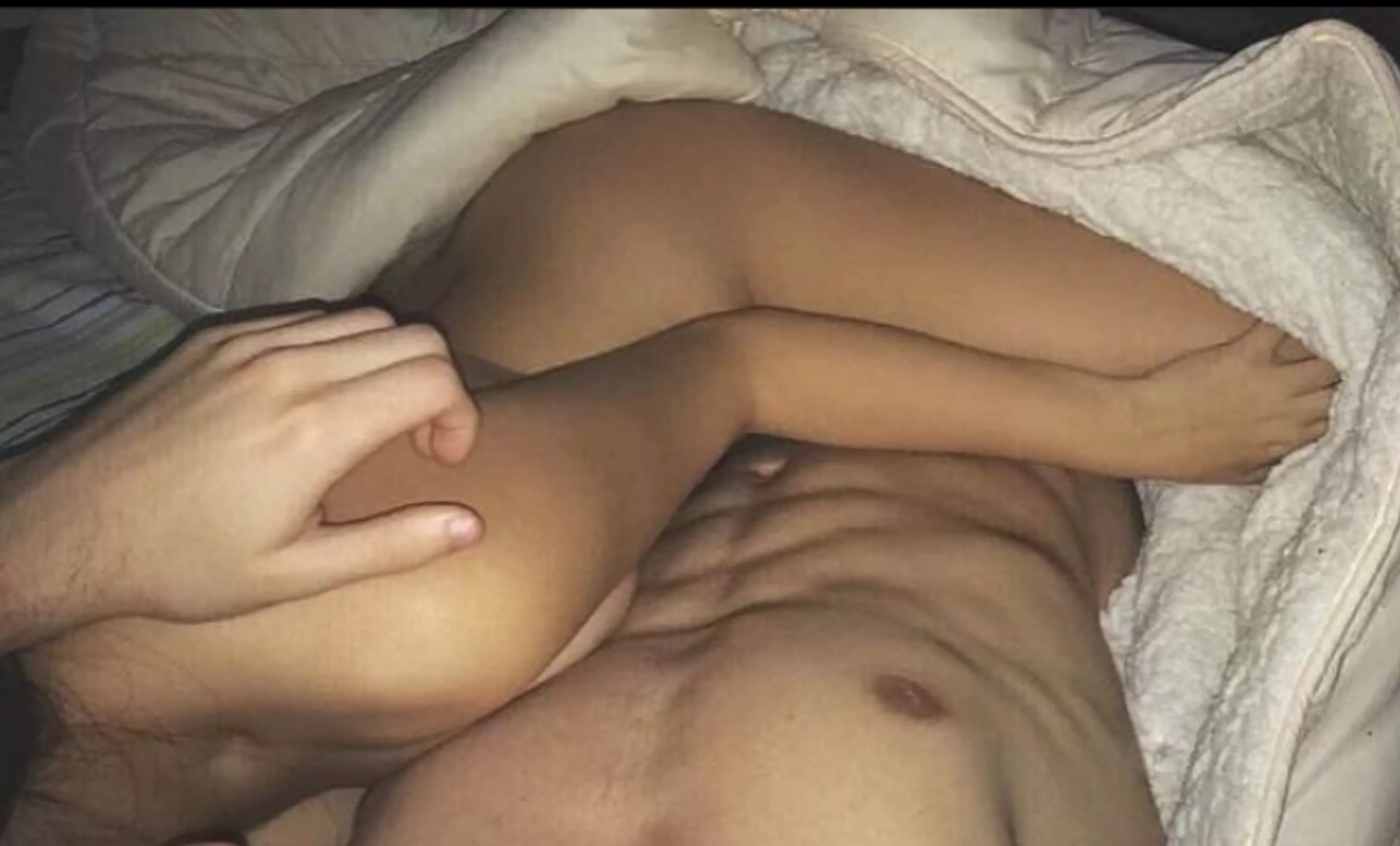 any shemale here I want to shuk shemale dick posted by Honest_Library2013