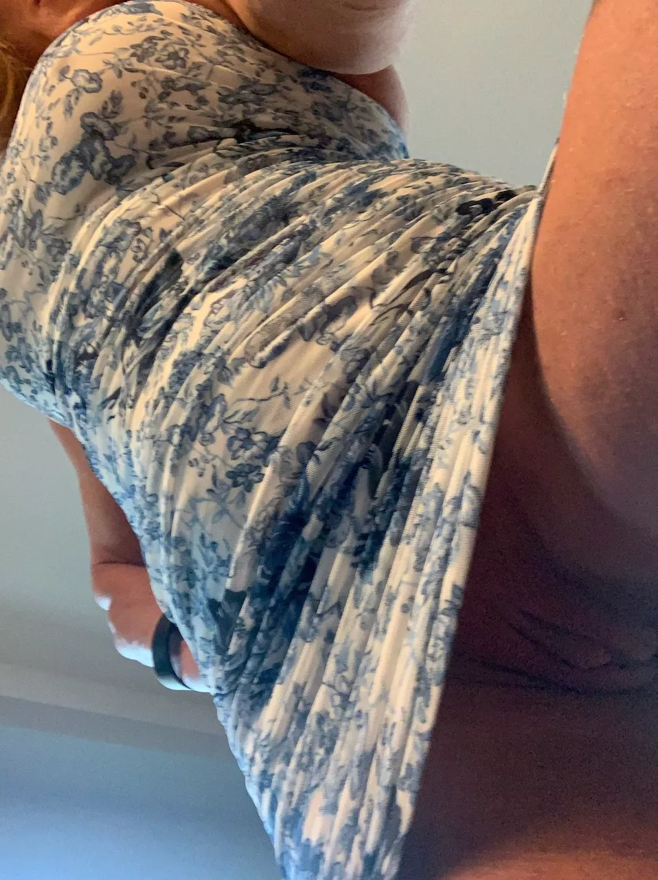 Any upskirt fans here??? I thought so 😀 posted by JRAPlay