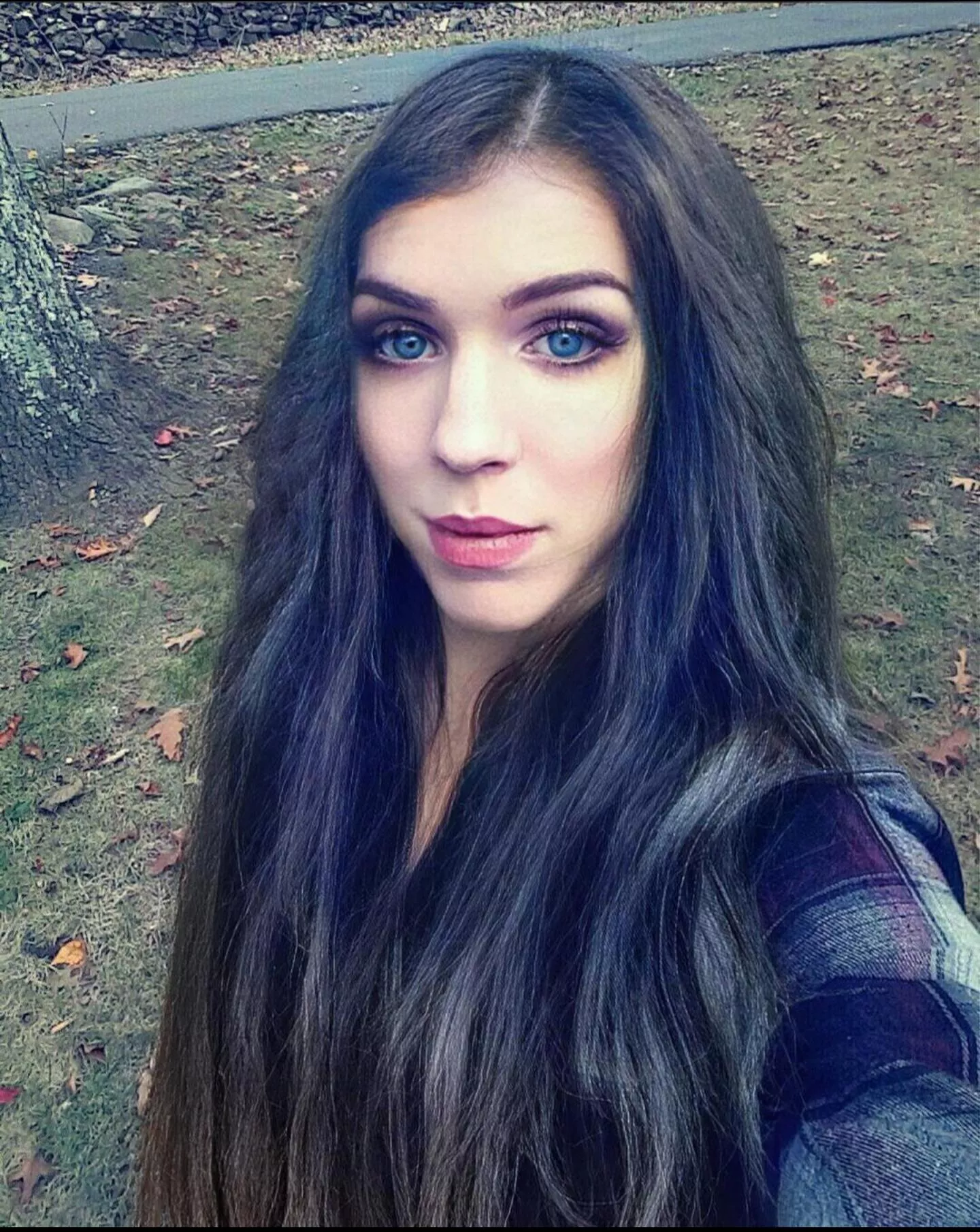 Any Women/Sissy's feel free to message me! posted by Xanny305