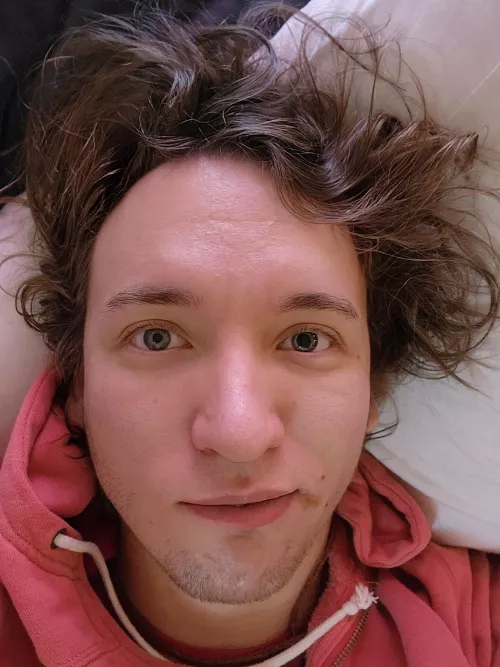 anybody else wake up with mismatched pupils sometimes? by fishmanprime