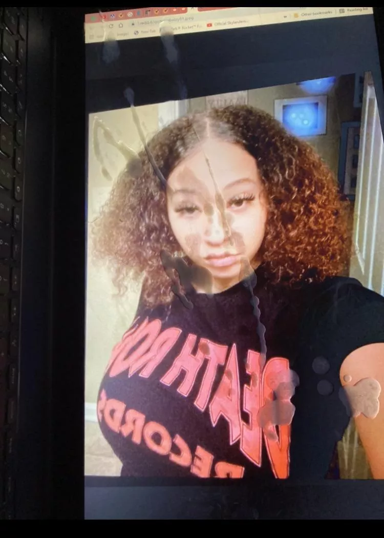 Anybody got IRLs tht need tribbed posted by Hot-Replacement4712