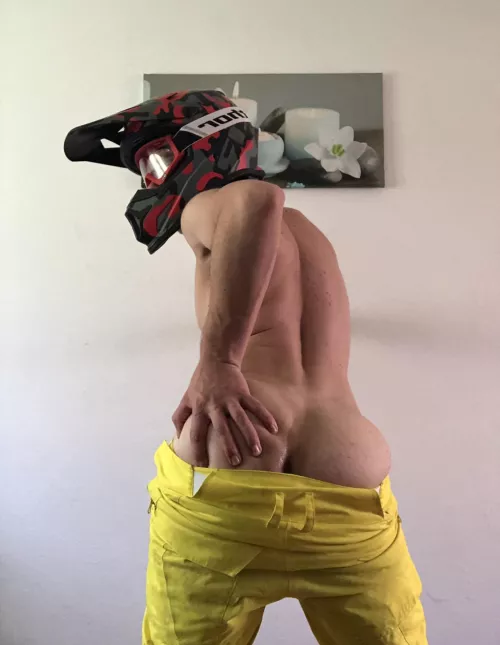 Anybody loves lemons 🍋? by AromeFike