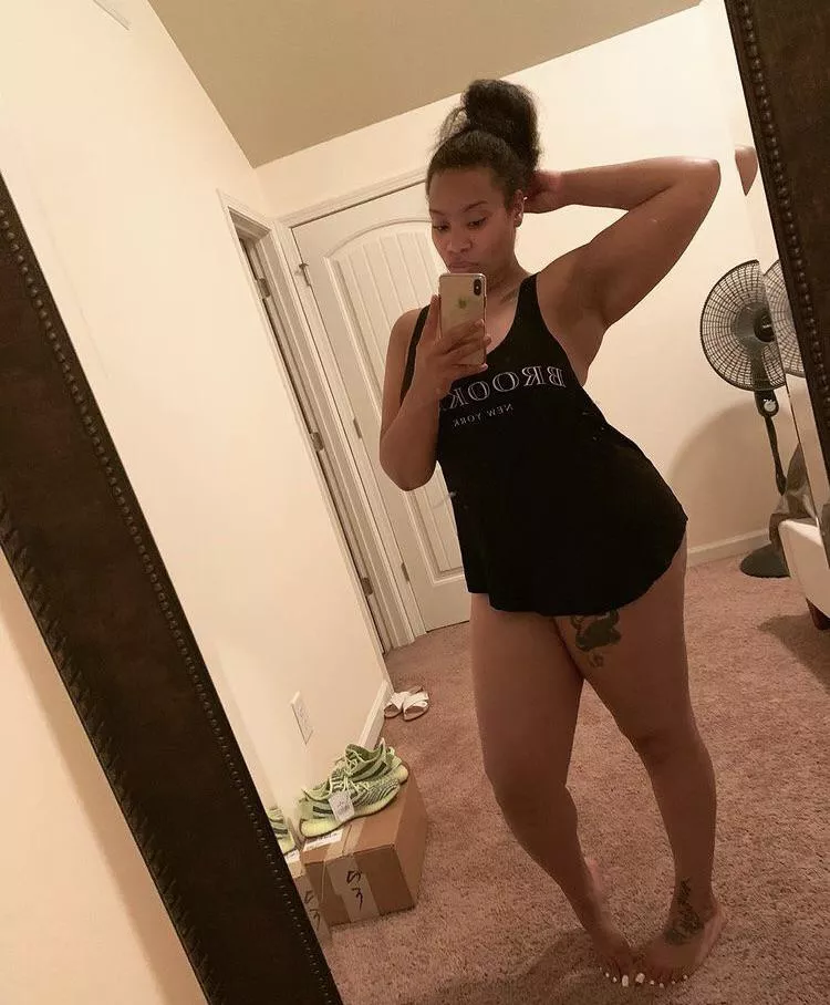 Anybody videocall ? posted by Laylayangel