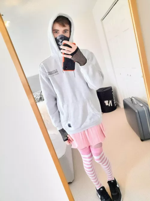 Anybody wanna be femboy friends? :3 by cherry__boi__