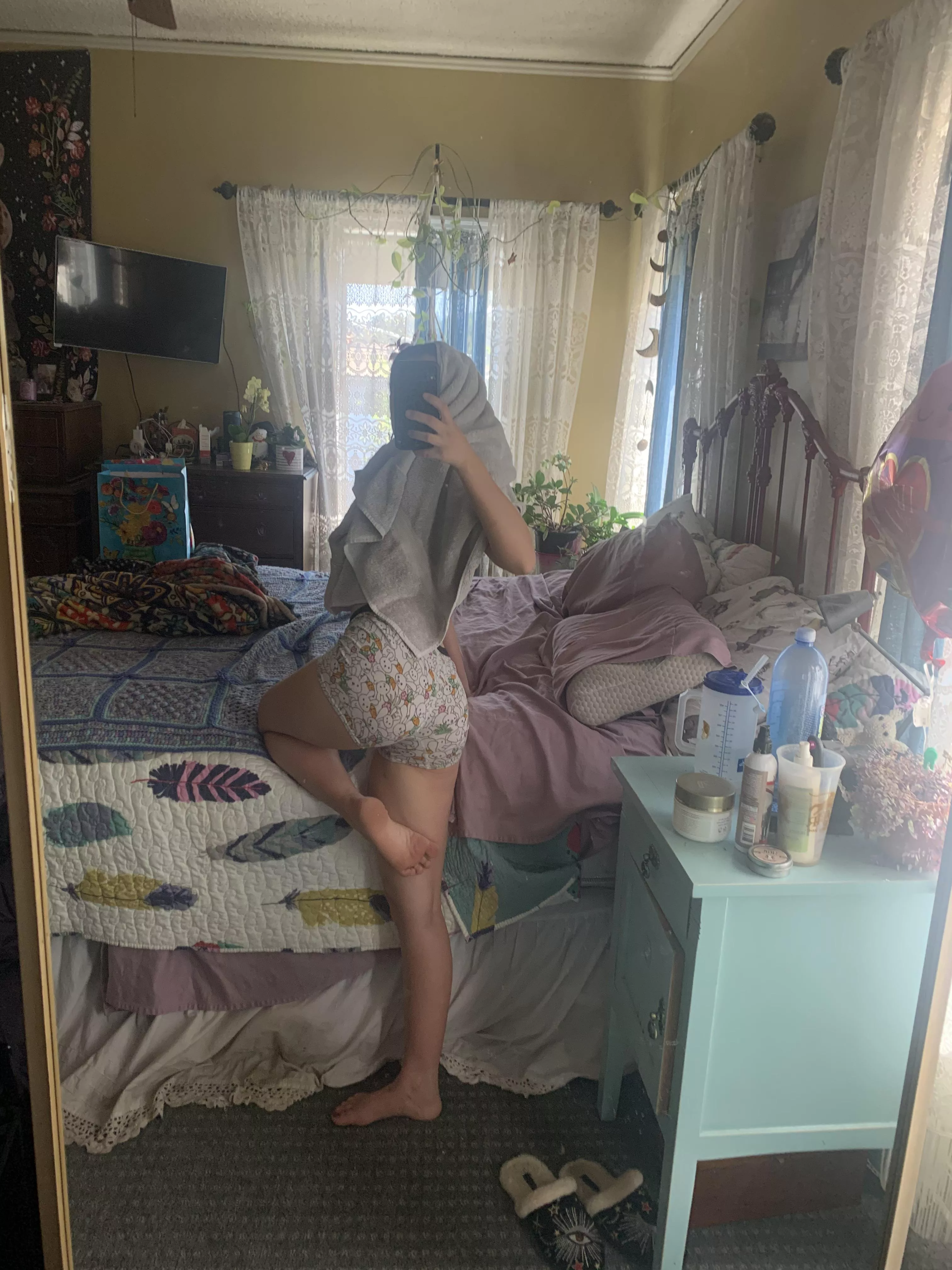 anybody wanna stick it in my tight japanese pussy? posted by Delicious-Low-4230