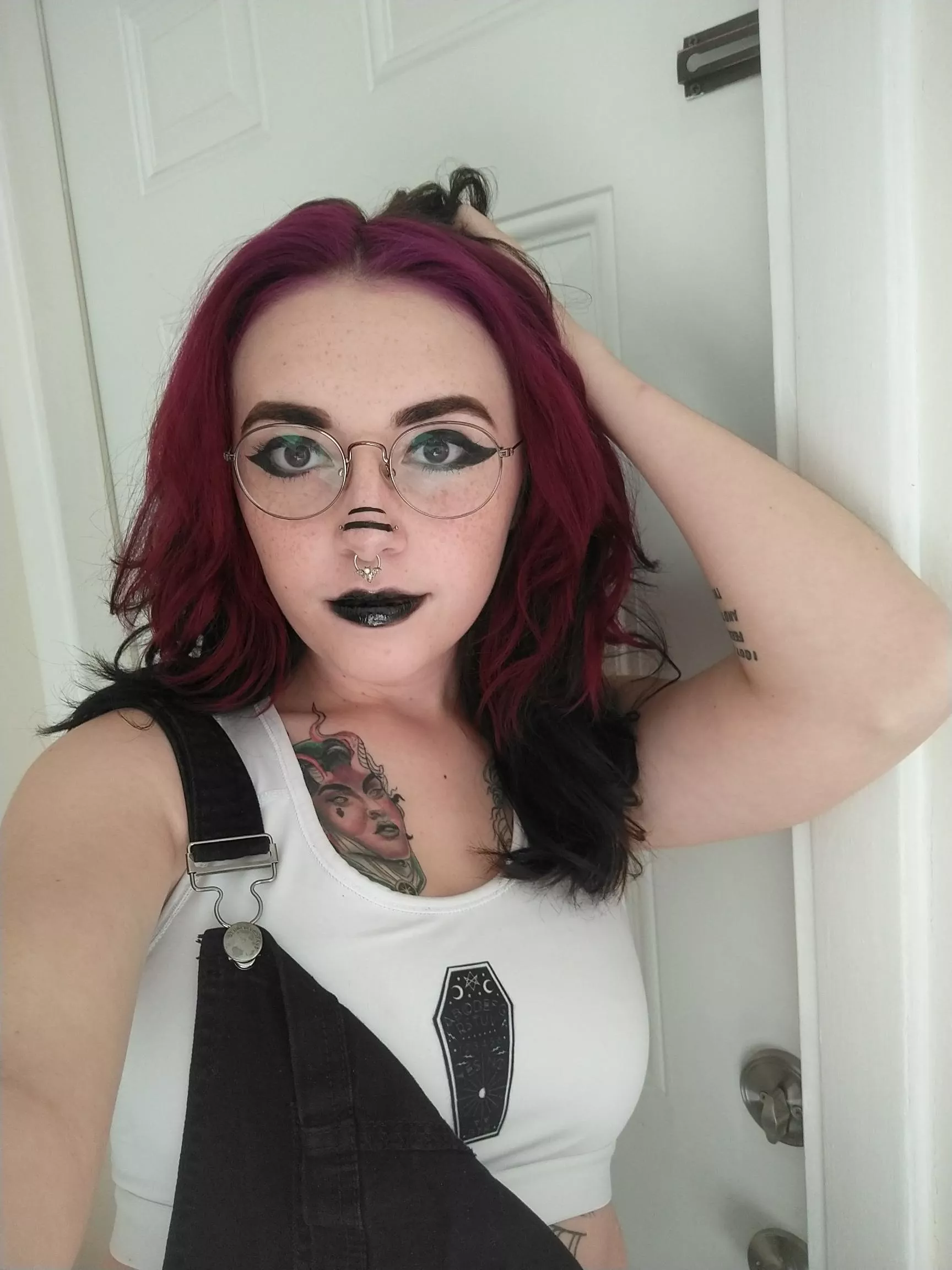 Anyone Appreciate a Goth Girl With Glasses? posted by Imaginary-Throat-315