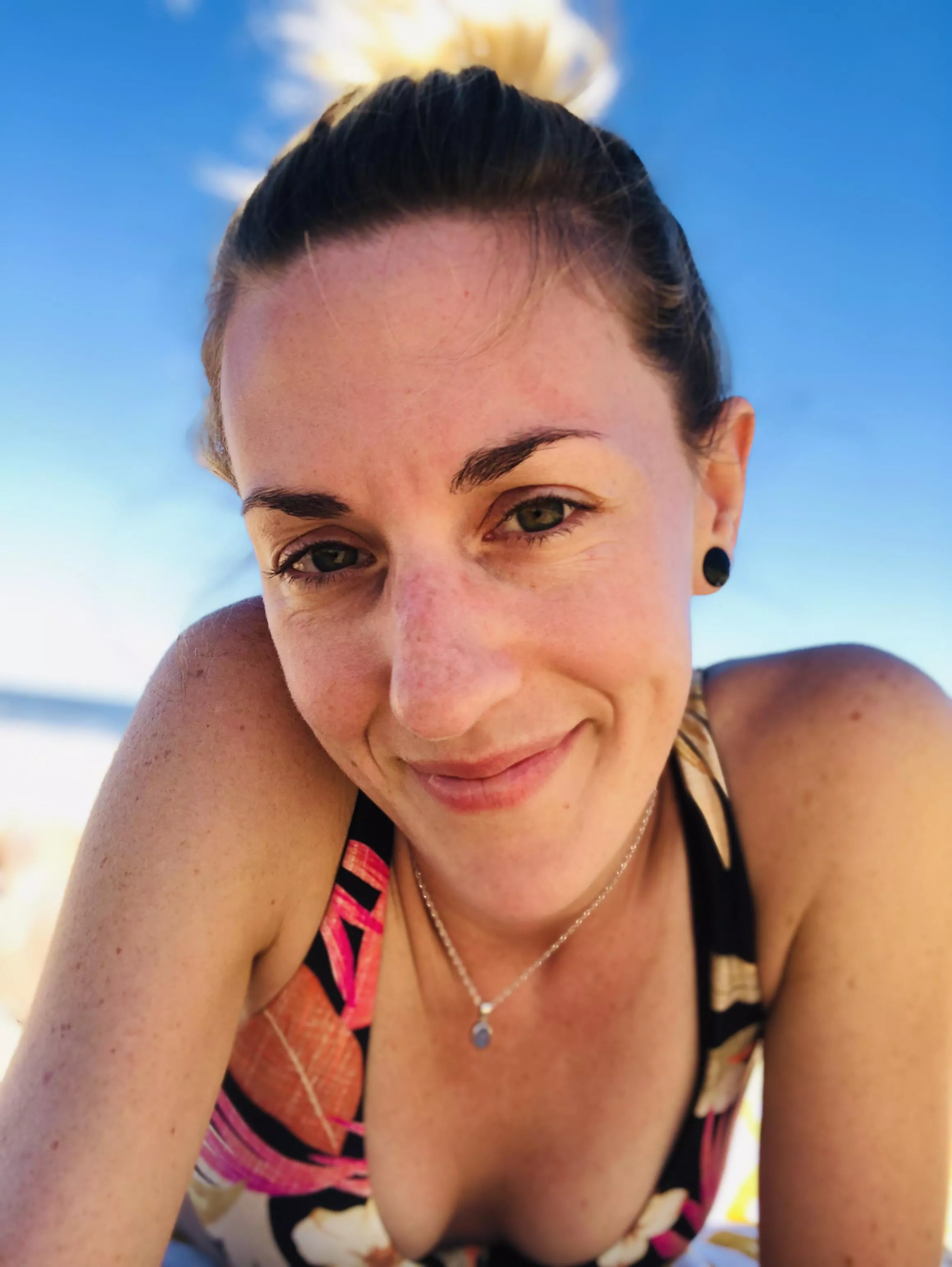 Anyone care to join me at the beach? 🥰 posted by bettyotr