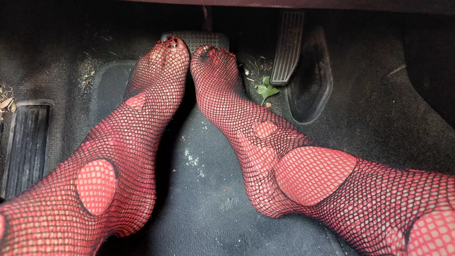 anyone else get really horny driving while dressed up? by Cd_Nikki_Sixxx