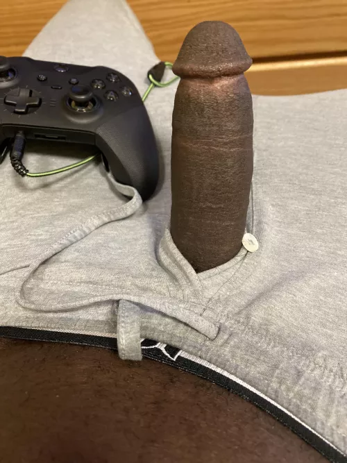 Anyone else get ridiculously horny went playing online or is that just me? by Vers-King3845