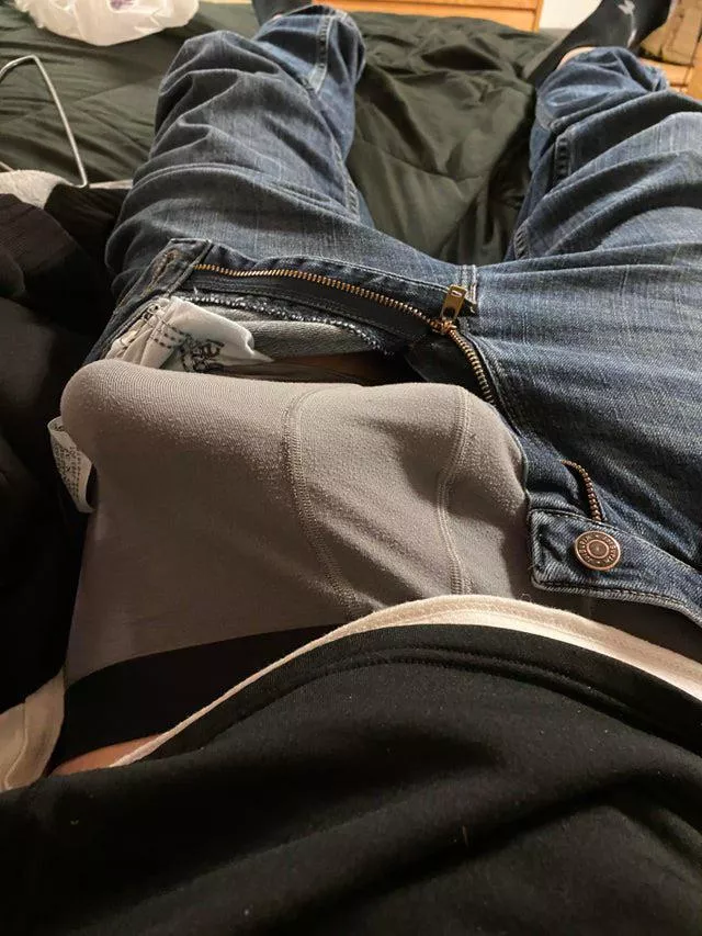 Anyone else have this issue when laying down? posted by Yaletownboy