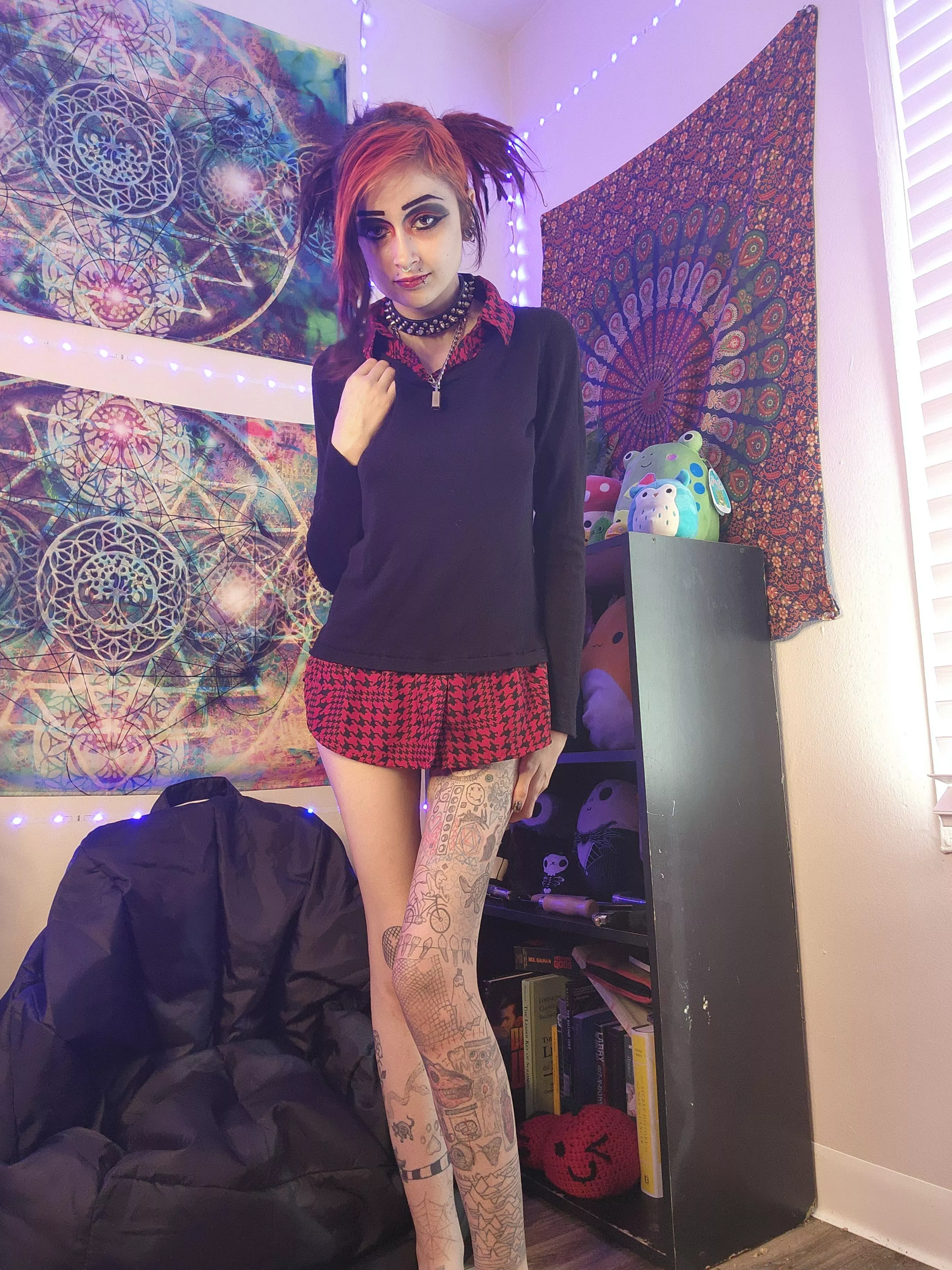 ❤️Anyone else like red?❤️ posted by The_Lab_Rat_