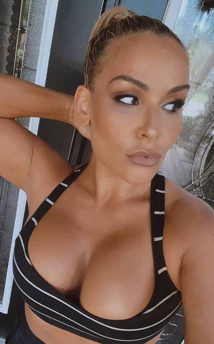 Anyone else love Natalya? posted by LABUD24