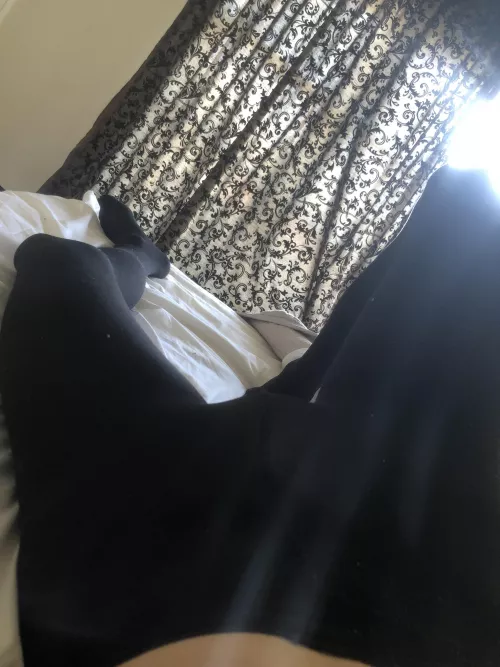 Anyone else love spending their days off in pantyhose and nothing else?? by Traditional-Row1999