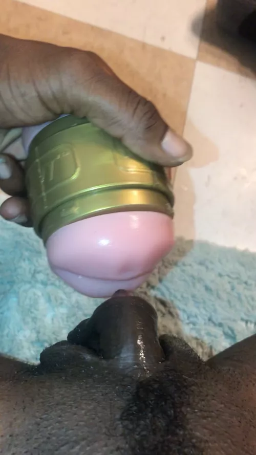 anyone else tried this toy? it's so crazy !! OF: Intrigue2u omg the things this lil thing can do!! by slickem69