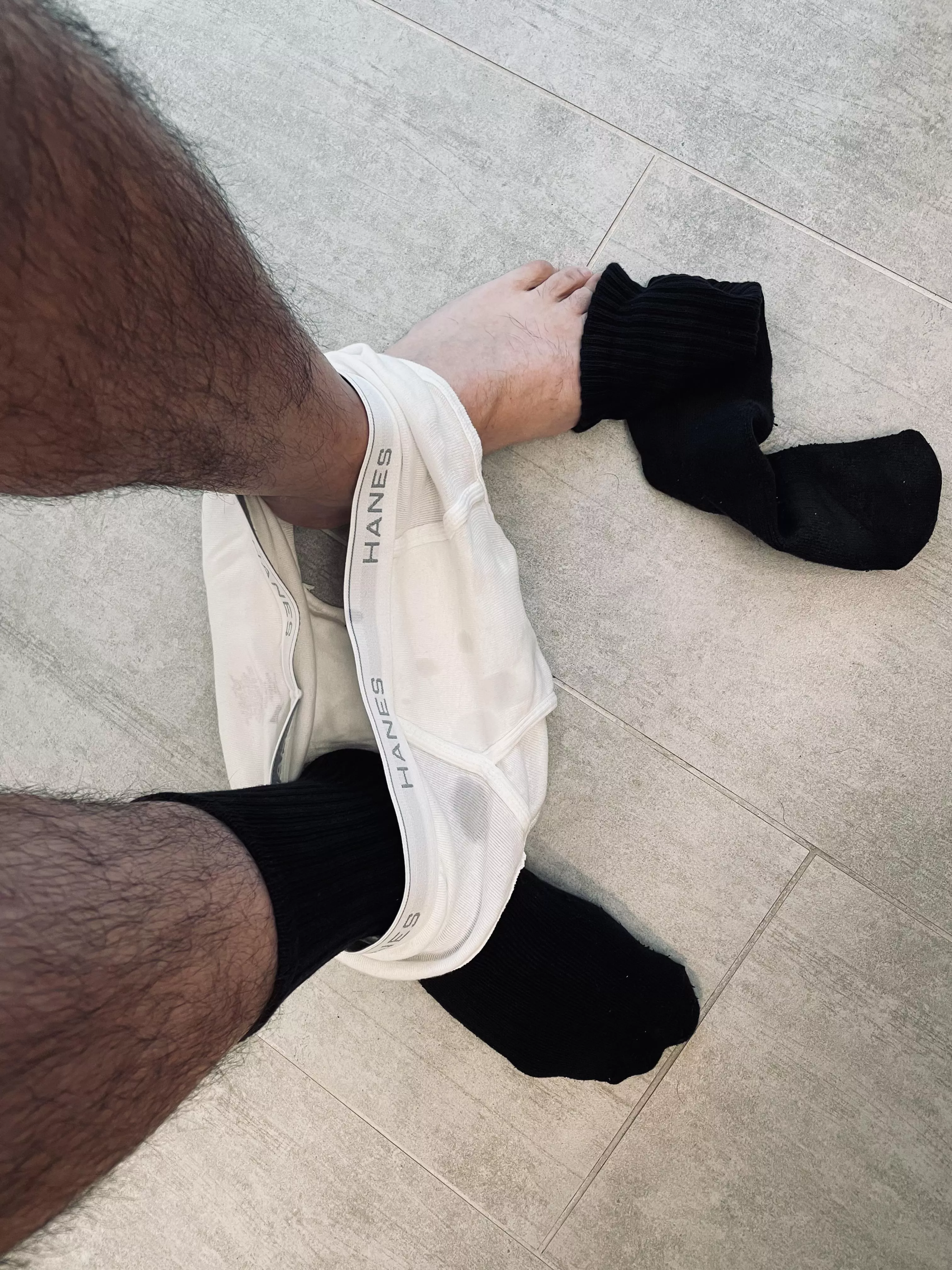 Anyone else walk around wet all day? 😏 posted by KingFm0