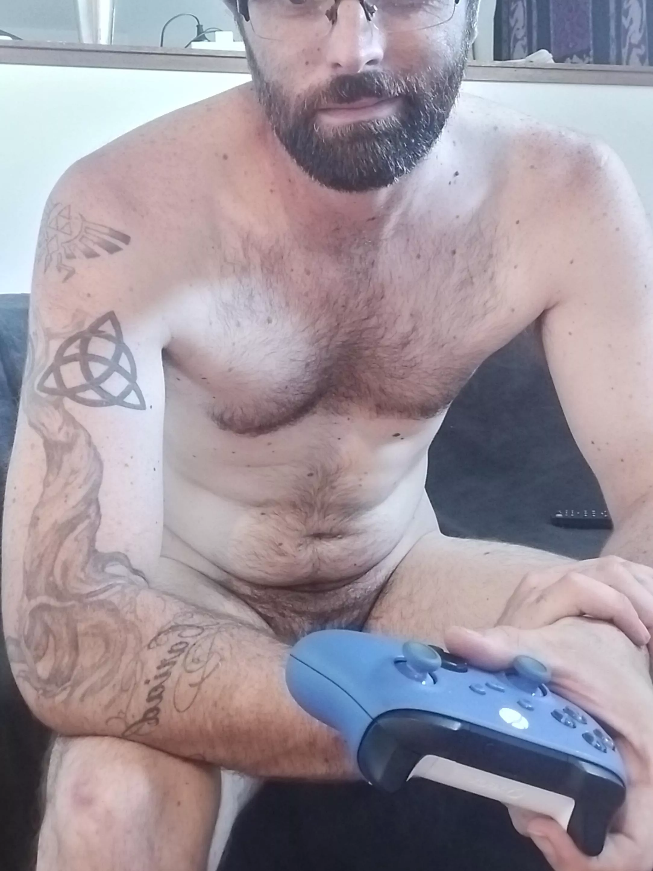 Anyone enjoy otters who play borderlands 2?😈 posted by Magic_Tristan_Furvus