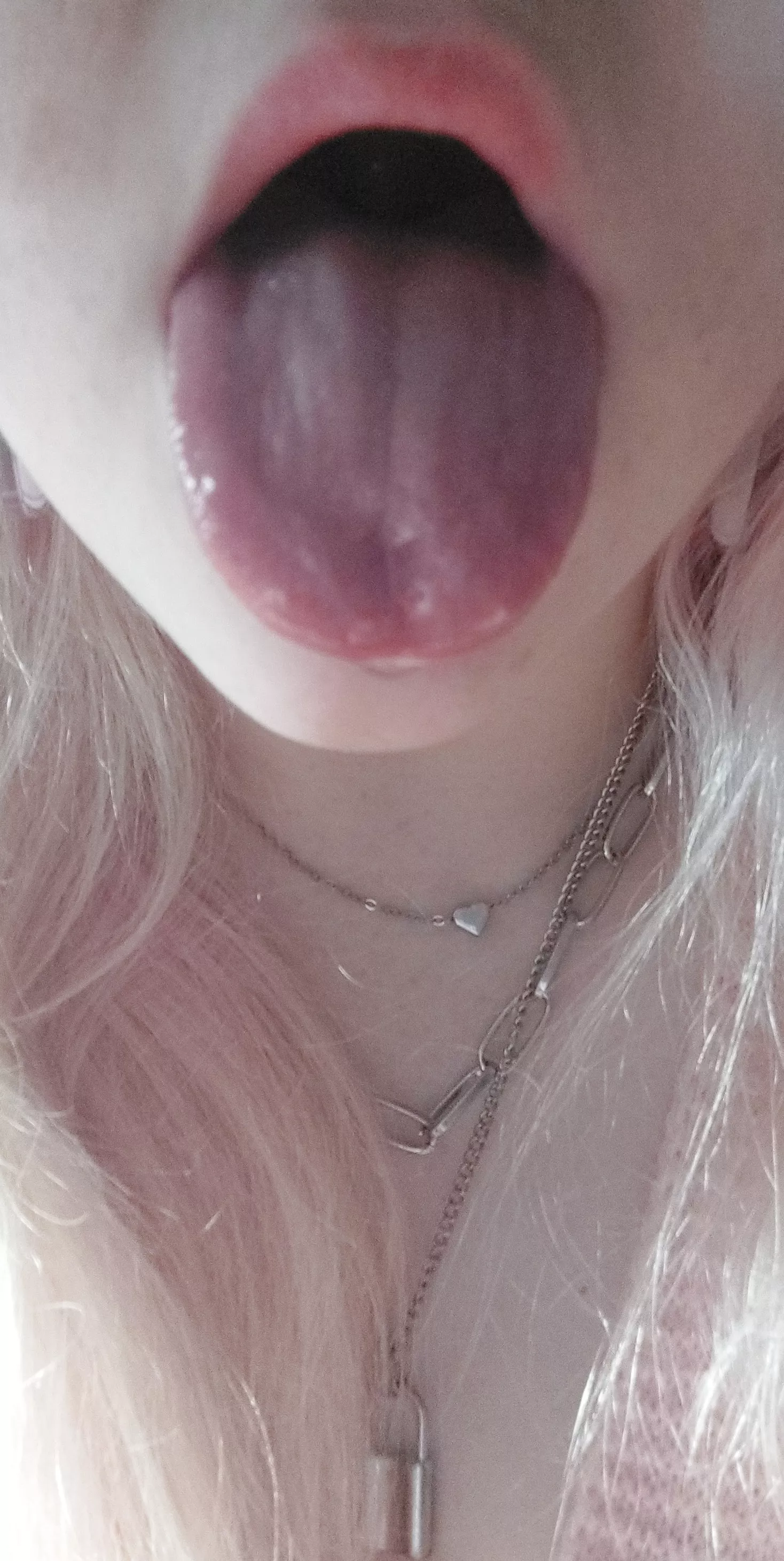 Anyone got a spit fetish? 😈 posted by PwincessEgirl