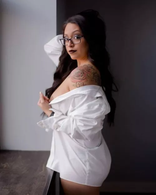 Anyone have a thing for feet pics? 😘 by mamita_picosa