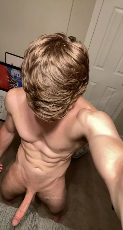 Anyone interested in a roommate/fuck buddy situation? [25] by aarondrewOF