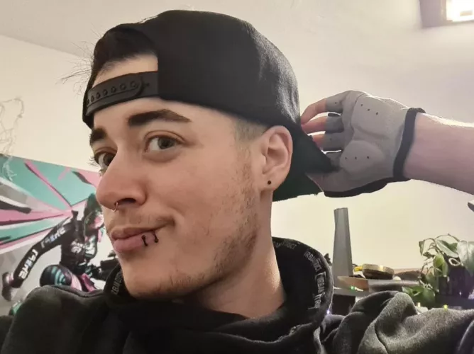 Anyone interested in catching the trainer for a change? by NocturnalRaindrop