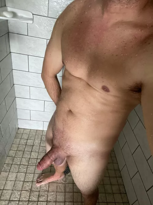 Anyone interested in giving me a hand? by InternSalty