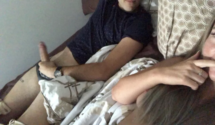 Anyone interested in seeing more? (F) (m) by Appropriate-Motor871