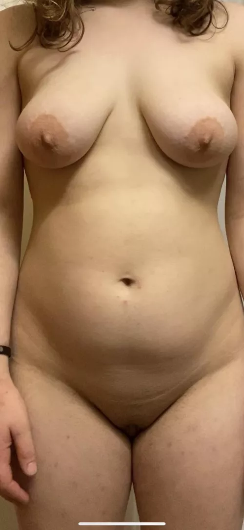 anyone into some meat on their girls by Interesting-Hat-8460