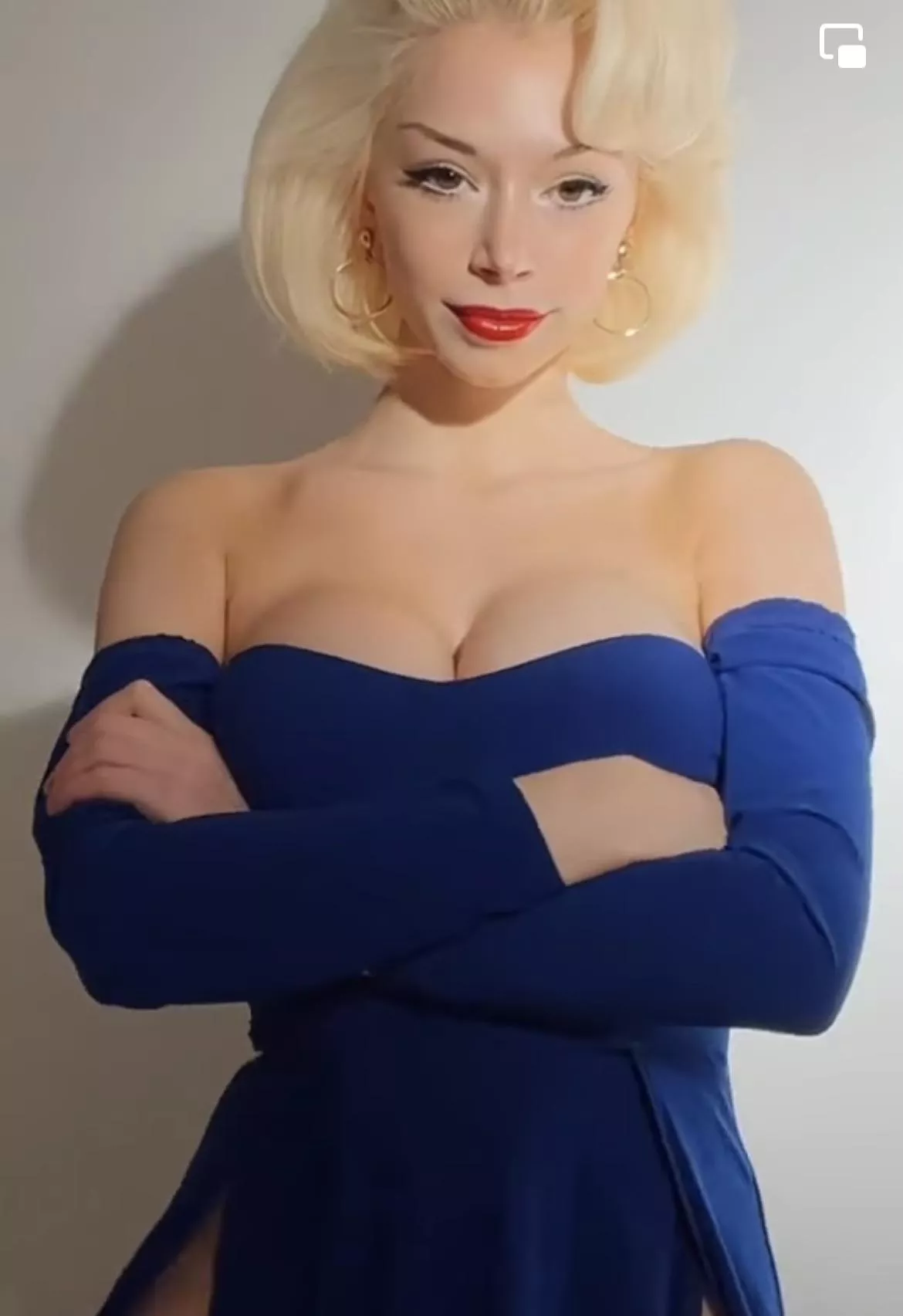 Anyone know her? posted by wahttehheyk