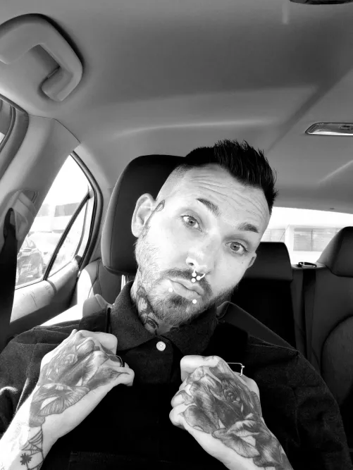 Anyone know of any good co-op RPGs on mobile? Also happy Friday 🤍 by gendr_