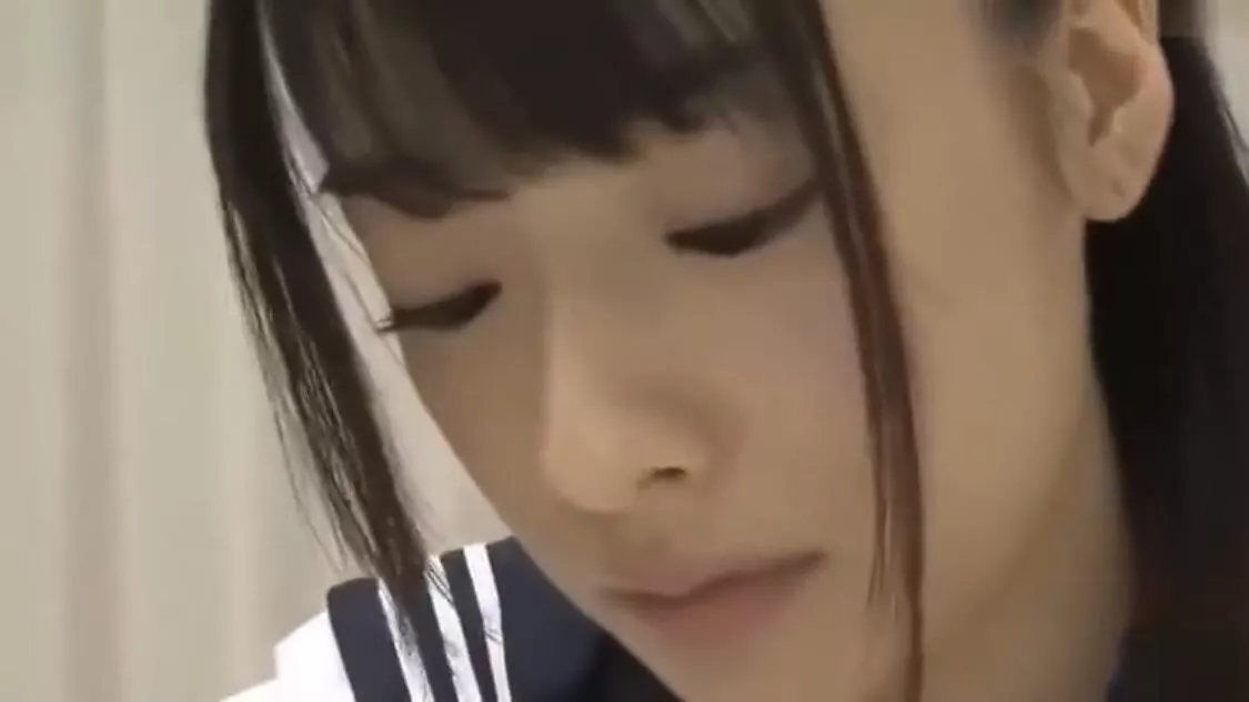 Anyone knows her name？ posted by APROMISEWEEB