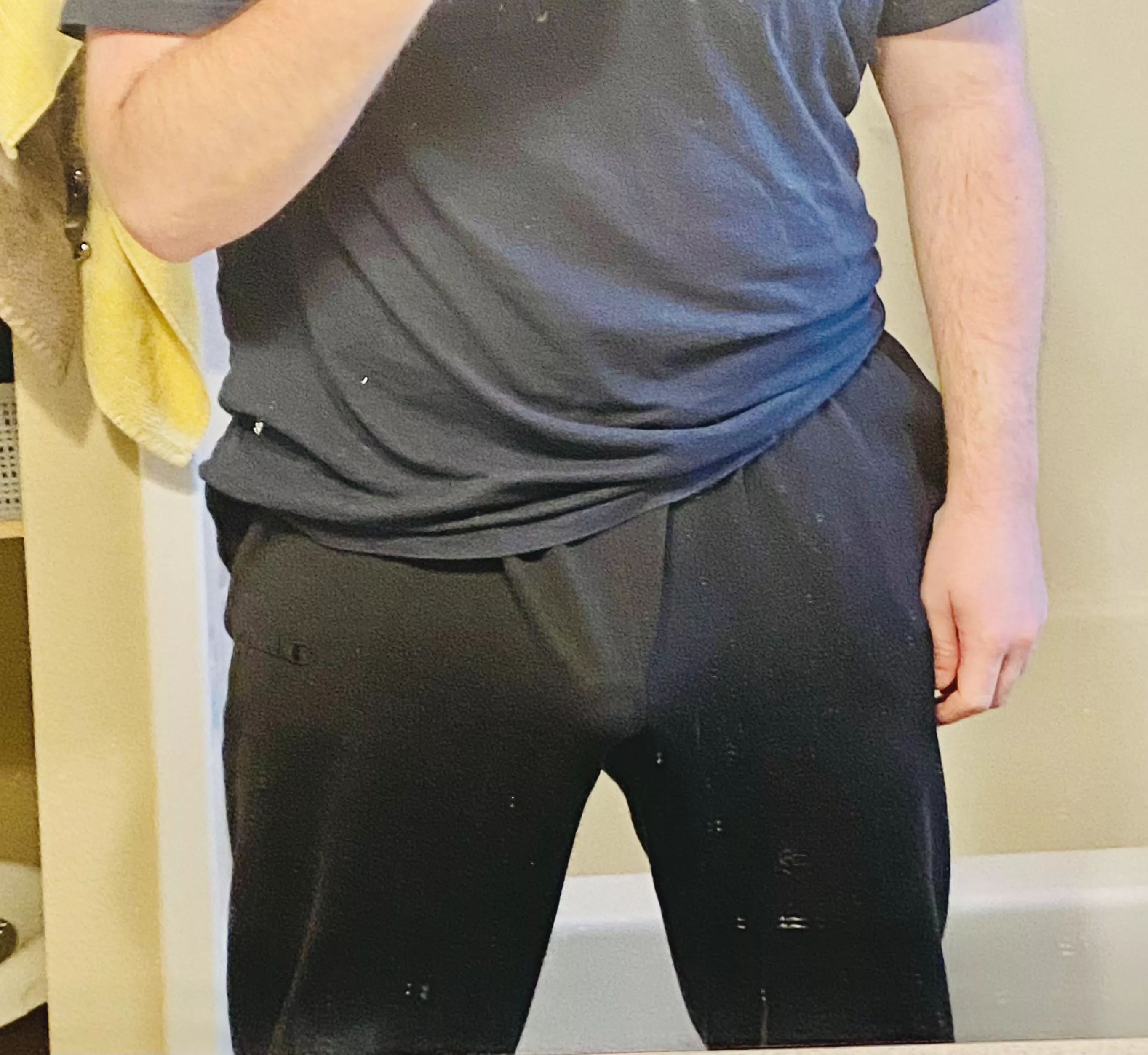 Anyone like dad sweatpants bulge? Love wearing these in public and letting people watch me flop around 😈 posted by Cavbran