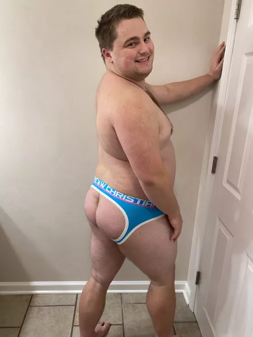 Anyone like some cub booty? by tommyallenxxx