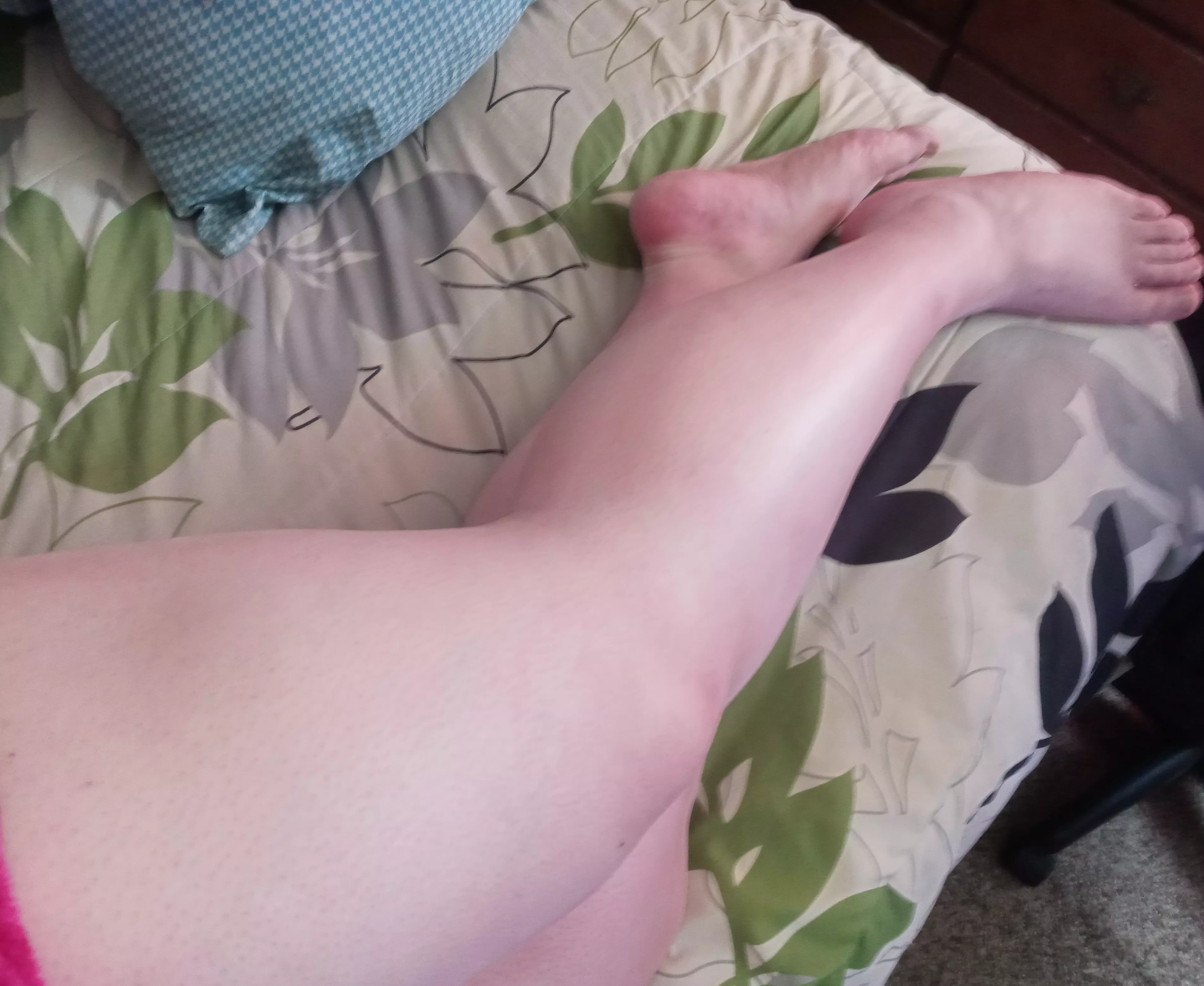 Anyone likes thick legs? posted by TS-Kendra