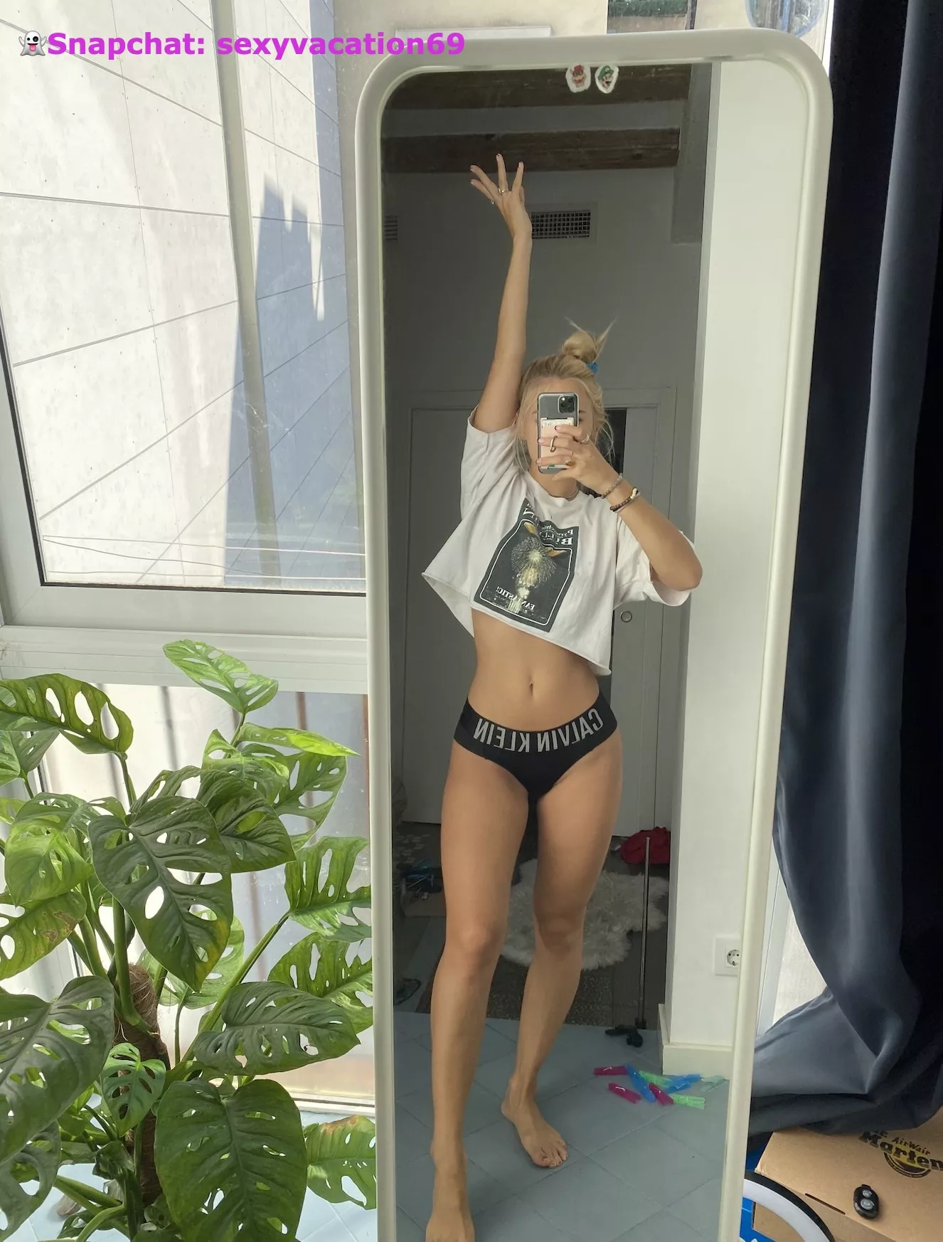 Anyone need a submissive princess? 🌟 posted by prettyblossoms