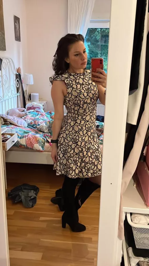 Anyone one here want a strict harsh merciless mistress looking for a toy to drive crazy with edging and denial dm me by Mistressjesse