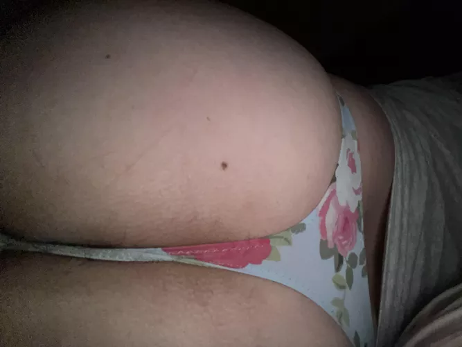 Anyone still up? by reaganlee45