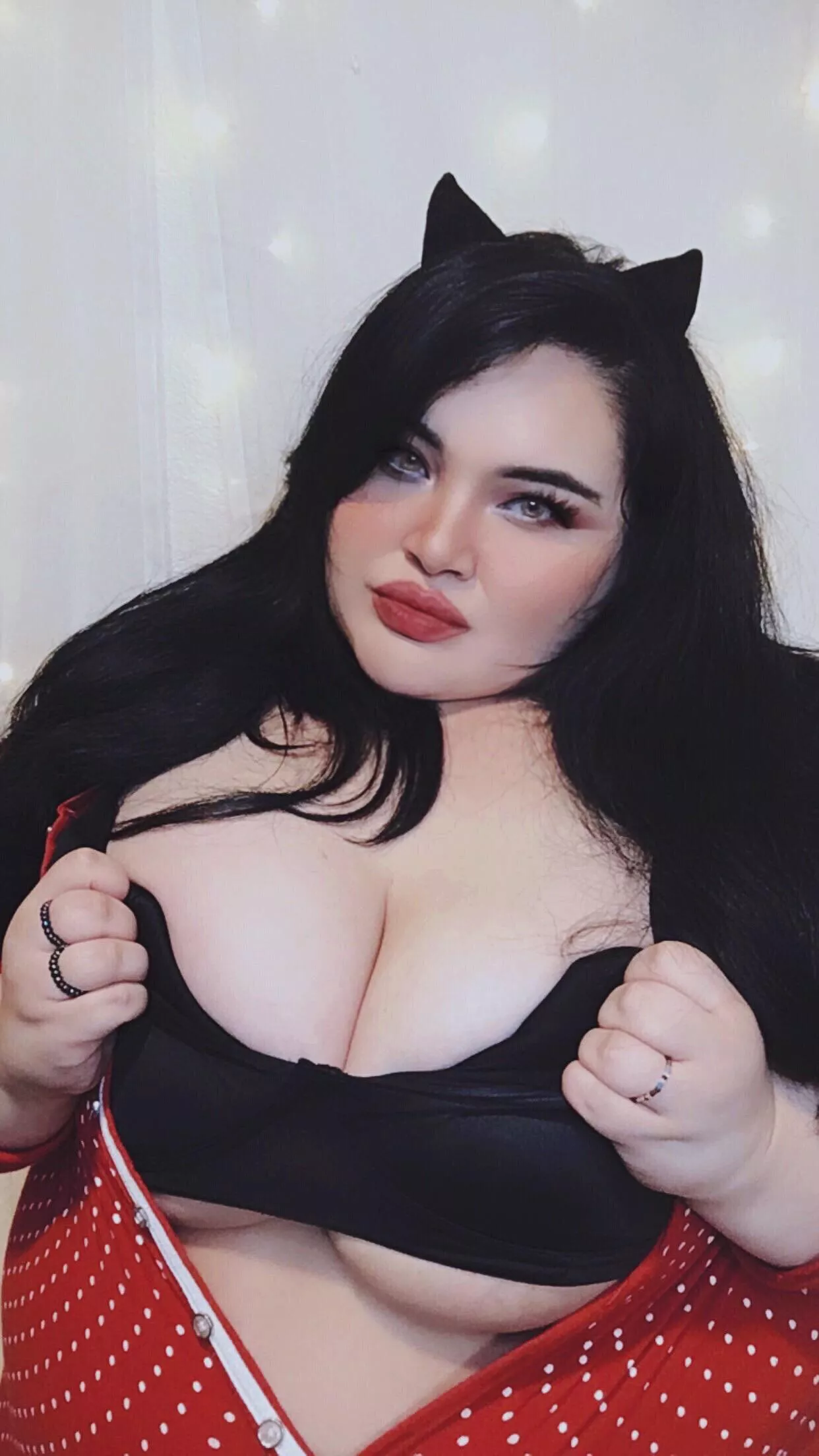 Anyone up to chat? posted by thisfatfox