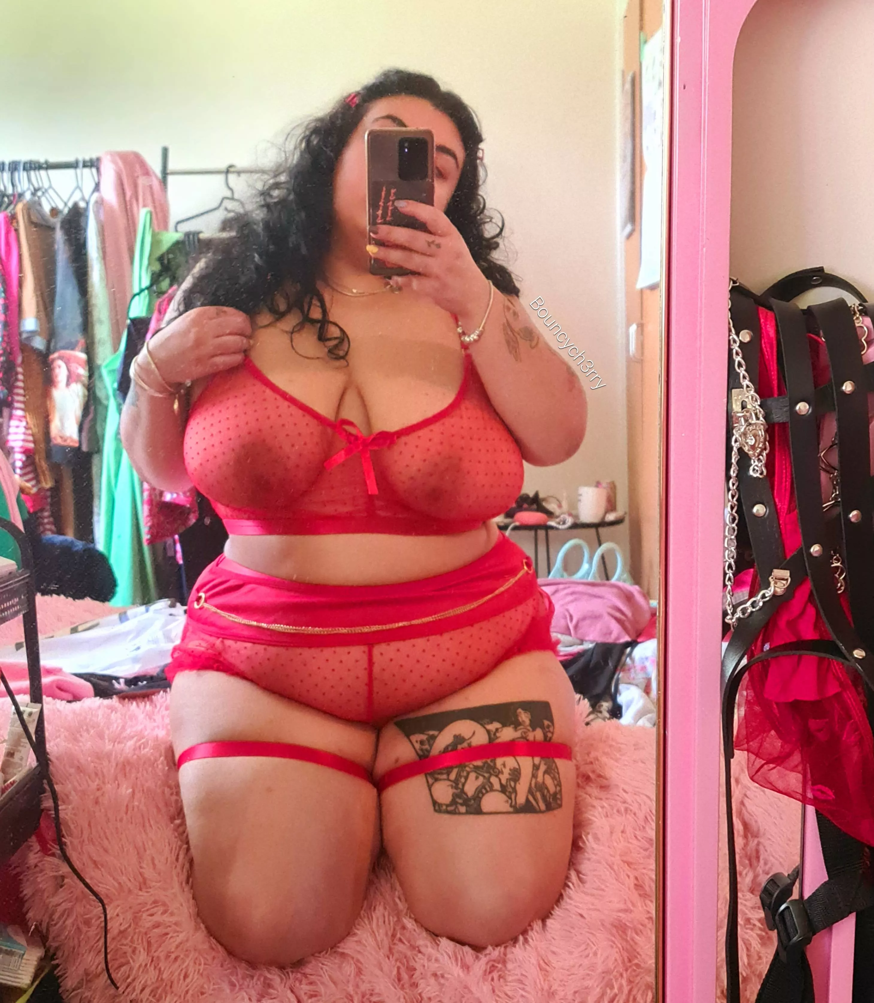 Anyone wanna cuddle-fuck a soft and squishy sub? 💕 posted by BouncyCh3rry