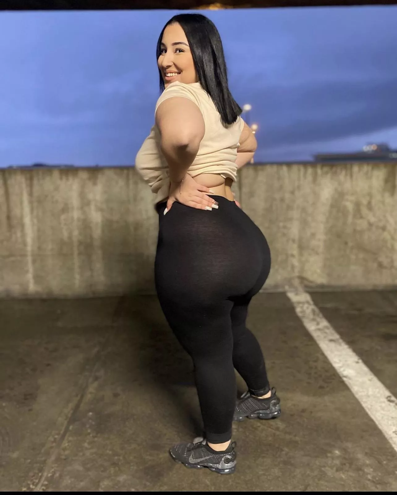 anyone wanna cum to this slut posted by hungbud77