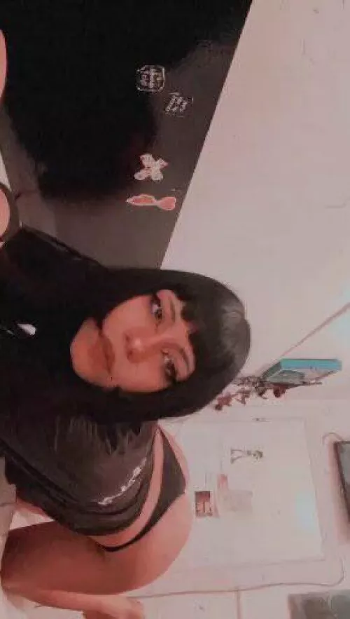 anyone wanna fuck me and prove to my girlfriend who’s the hotter asian? shame her for her flat chest, she can’t compare to you (dms open) by blackacc2