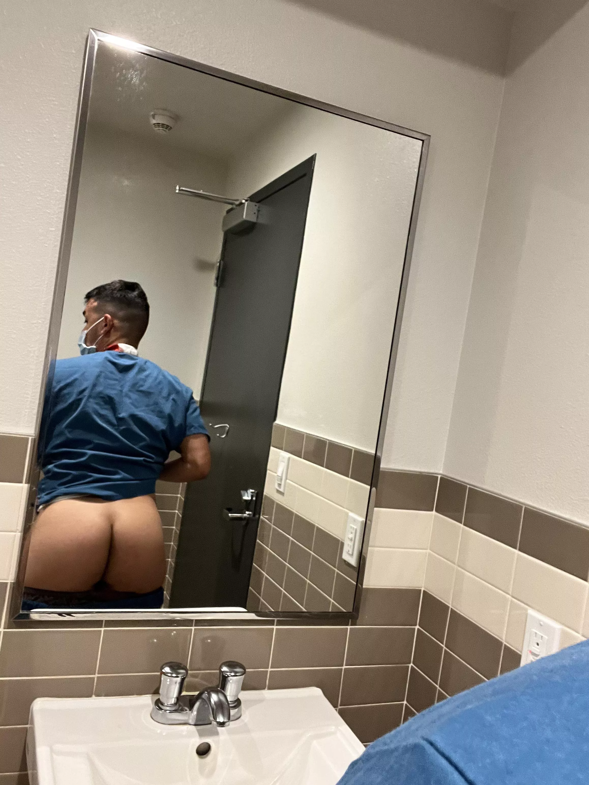 Anyone wanna fuck me in my scrubs at work? posted by jahornycouple