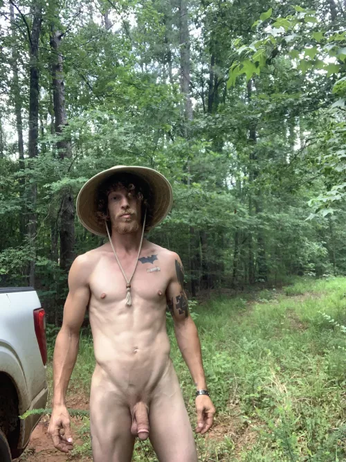 Anyone wanna go on a nature walk with me 😉 by Gills32OF