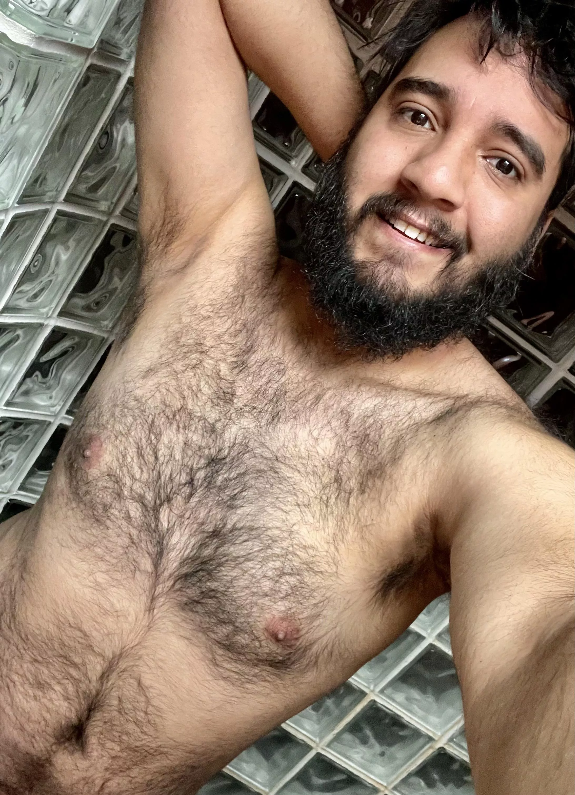 Anyone wanna help soap me up? posted by relaxingandyou