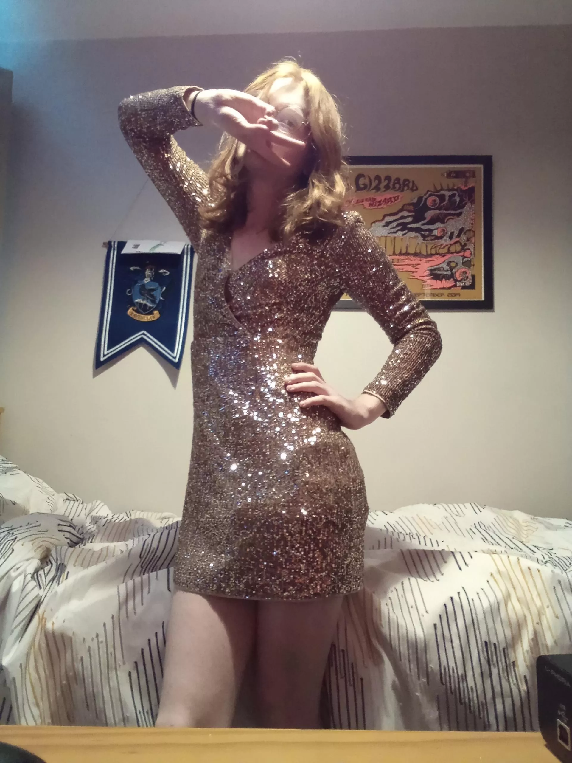 Anyone wanna party with me? posted by Gwen_the_femme