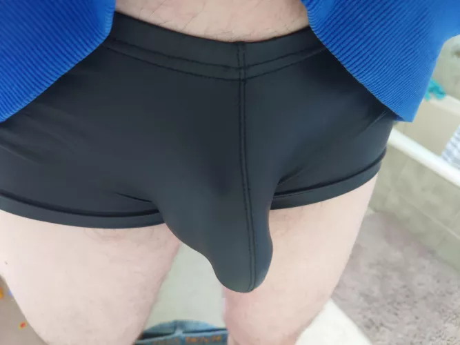 Anyone wanna see it hard by chip13579