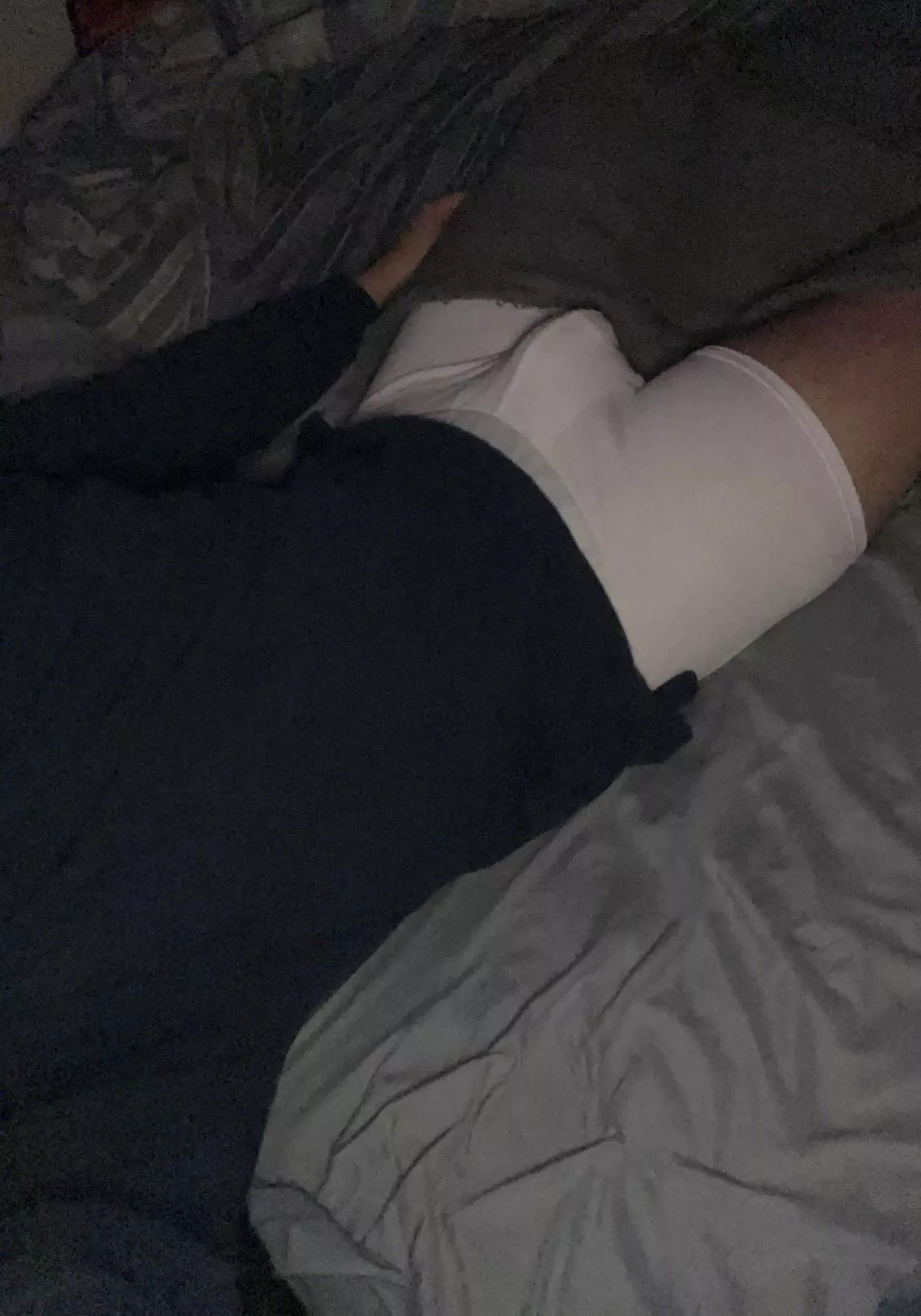 anyone wanna spoon posted by xx__me__xx