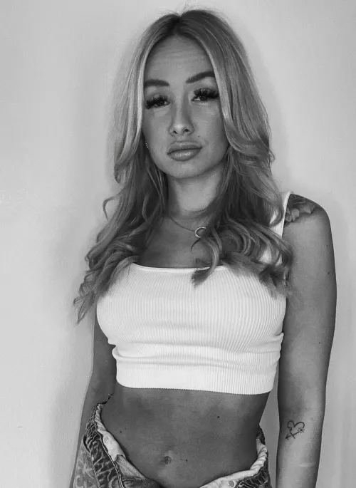 Anyone wanna take me out on a date? 🥺 by ellifairy69