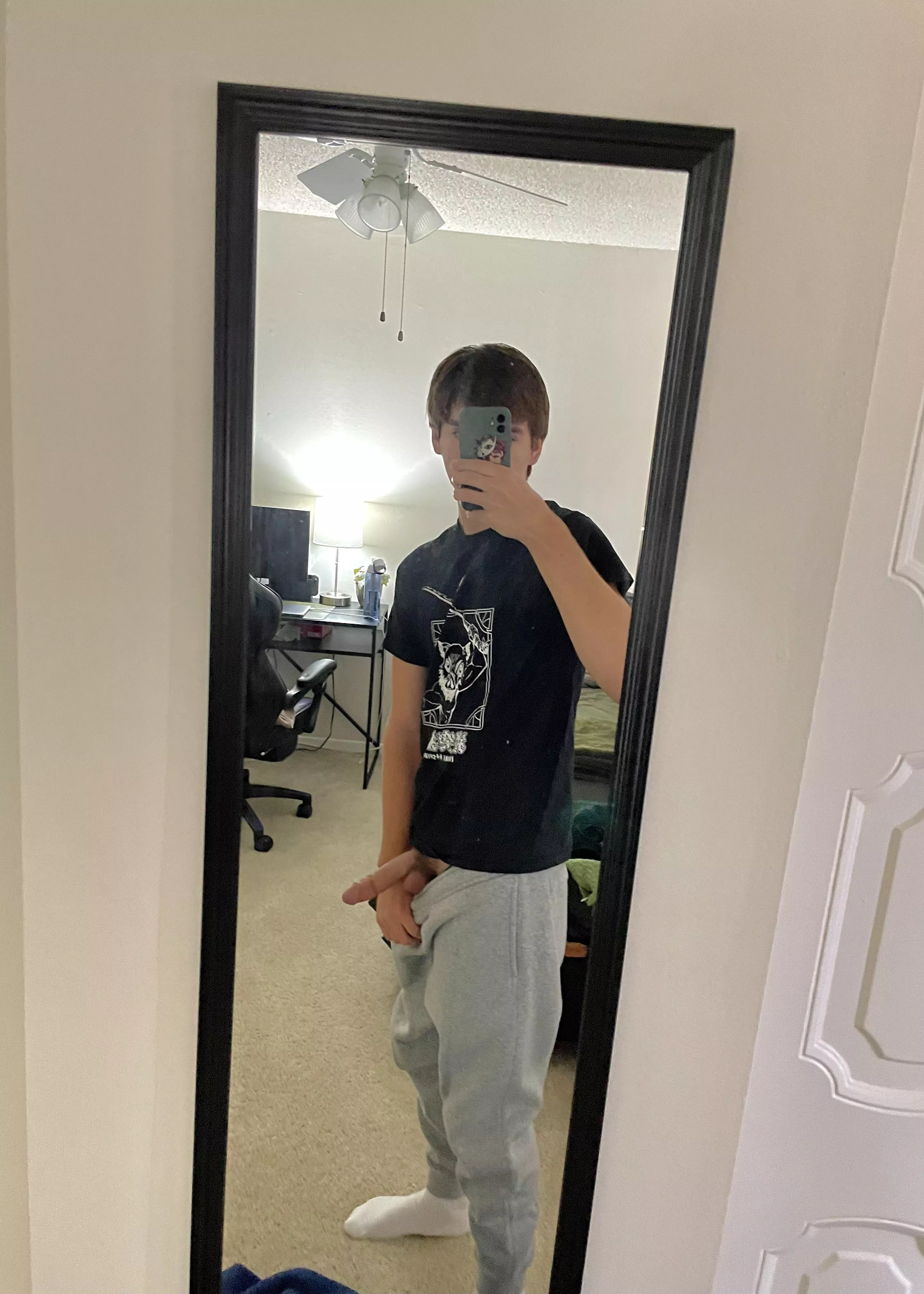 anyone wanna taste? posted by lilnickxo